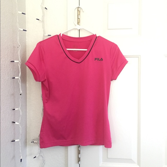 3 Dry fit workout shirts - Picture 2 of 3